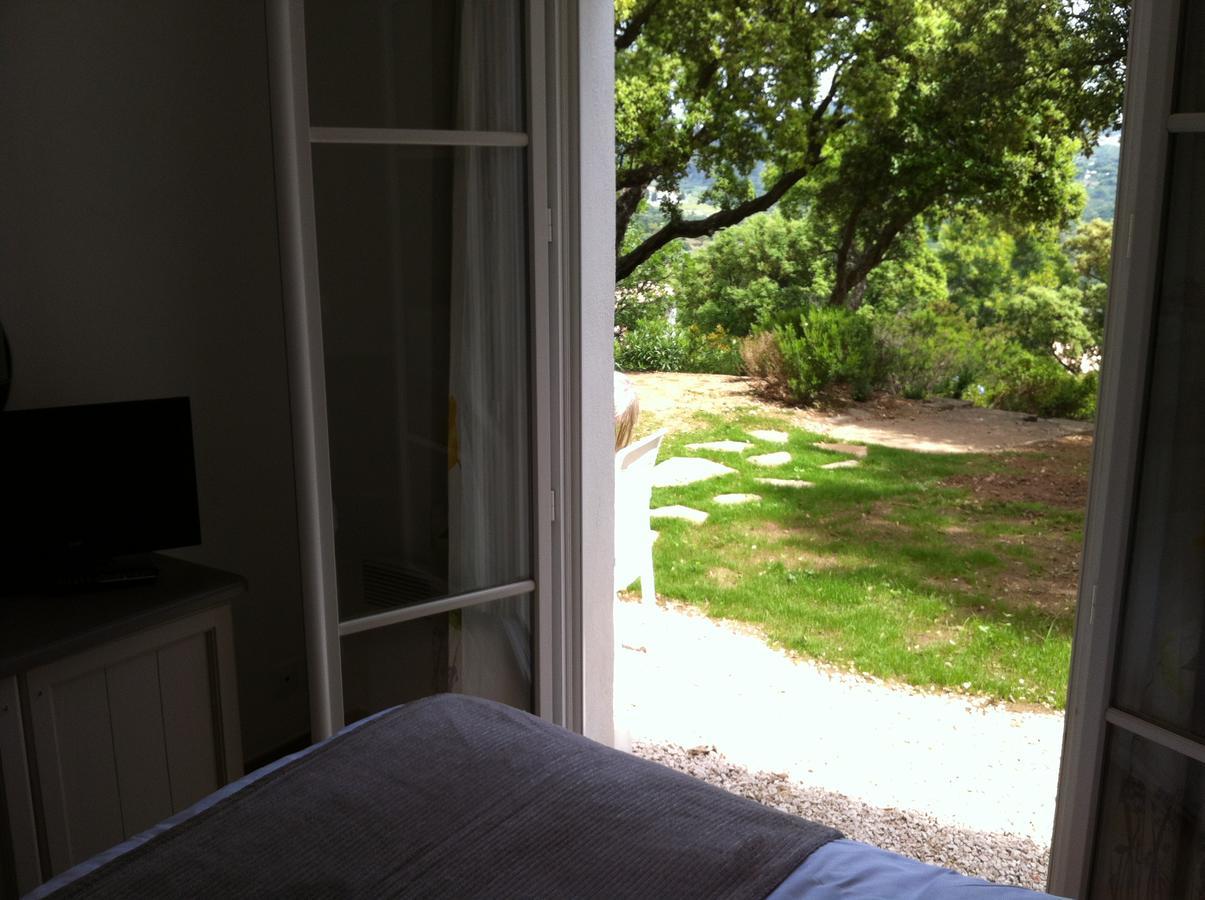 Les Restanques Apartamento Grimaud Exterior foto