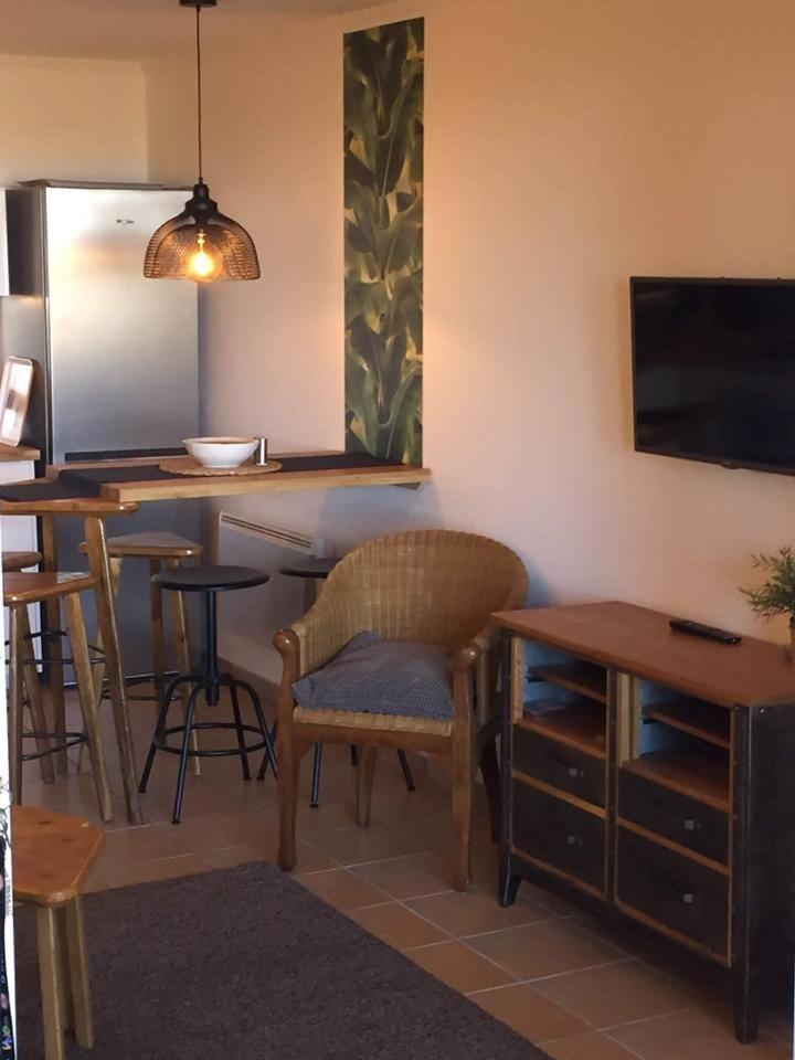 Les Restanques Apartamento Grimaud Exterior foto
