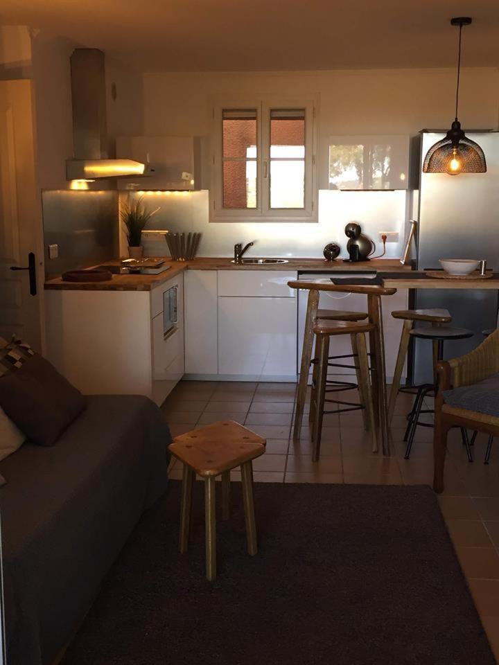 Les Restanques Apartamento Grimaud Exterior foto